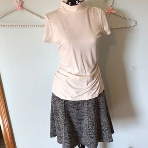 NWOT WHITE  HOUSE BLACK MARKET TOP